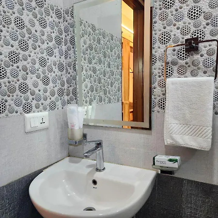 Riyavar Luxury Stay Siddapura  Exterior photo