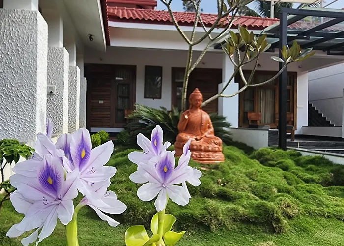 Riyavar Luxury Stay