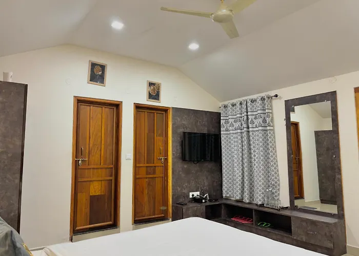 Riyavar Luxury Stay