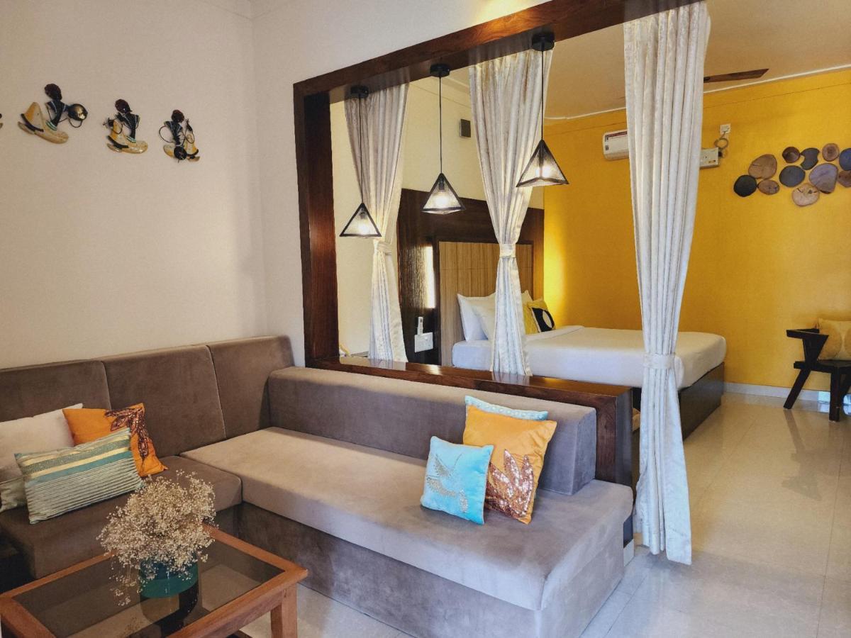 Riyavar Luxury * Siddapura (Karnataka)
